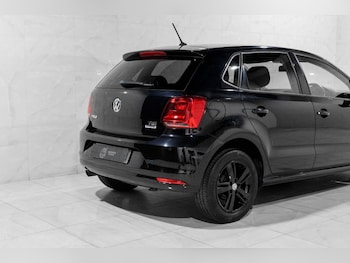 Used Volkswagen Polo 2016 for sale - 77422353: Photo