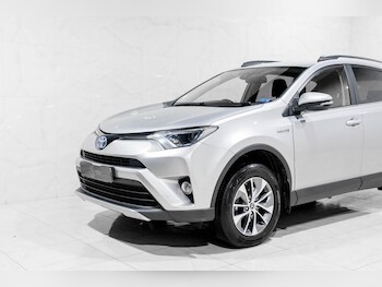 Used Toyota RAV4 2017 for sale - 76417481: Photo