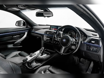Used BMW 4 Series 2018 for sale - 77507122: Photo