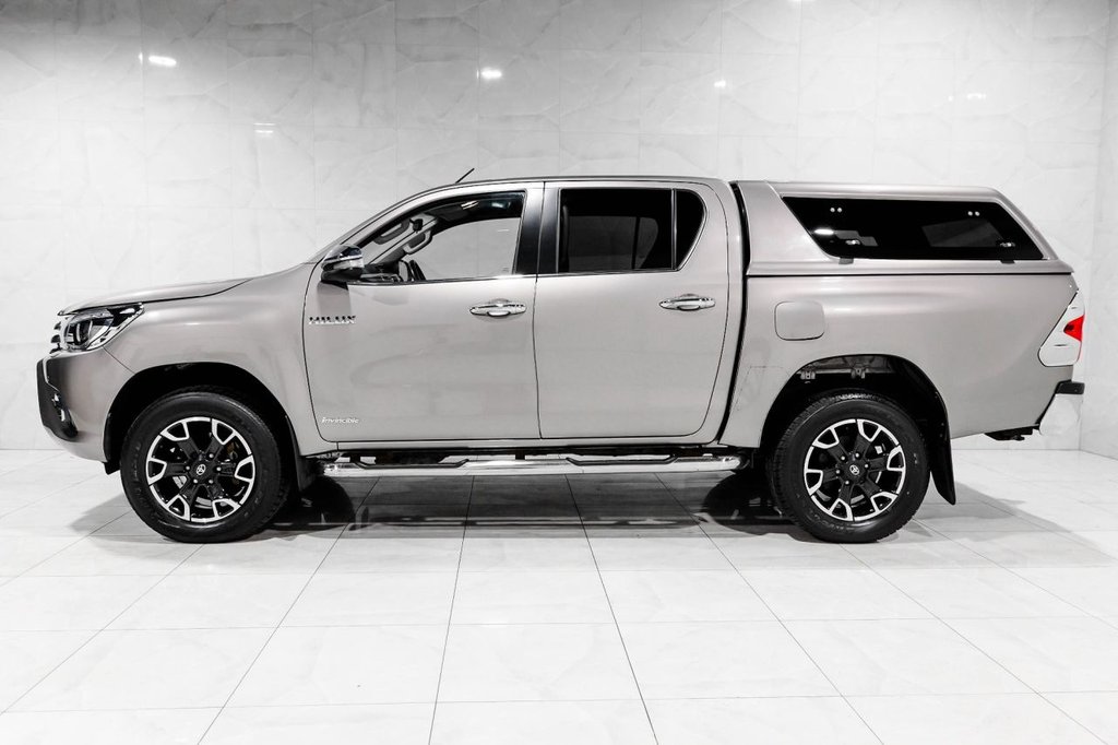 Used Toyota Hilux 2017 for sale - 76417091: Photo 10