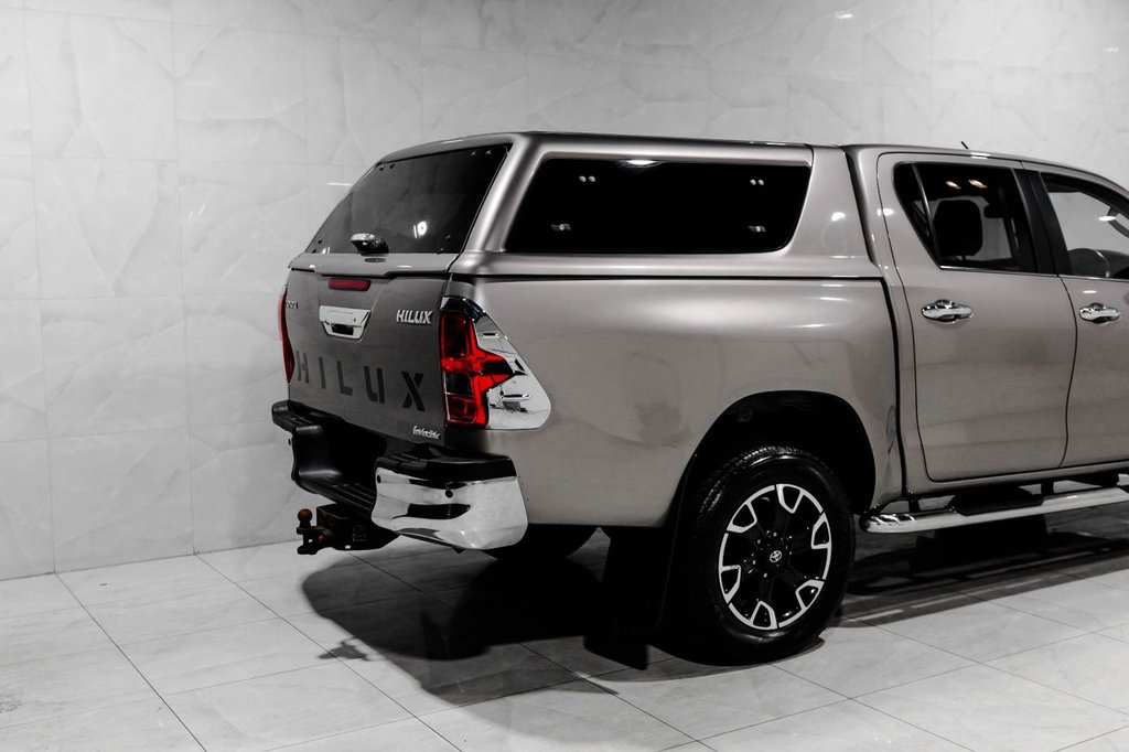Used Toyota Hilux 2017 for sale - 76417091: Photo 16