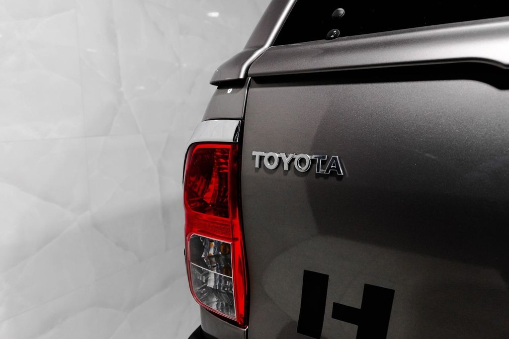 Used Toyota Hilux 2017 for sale - 76417091: Photo 19