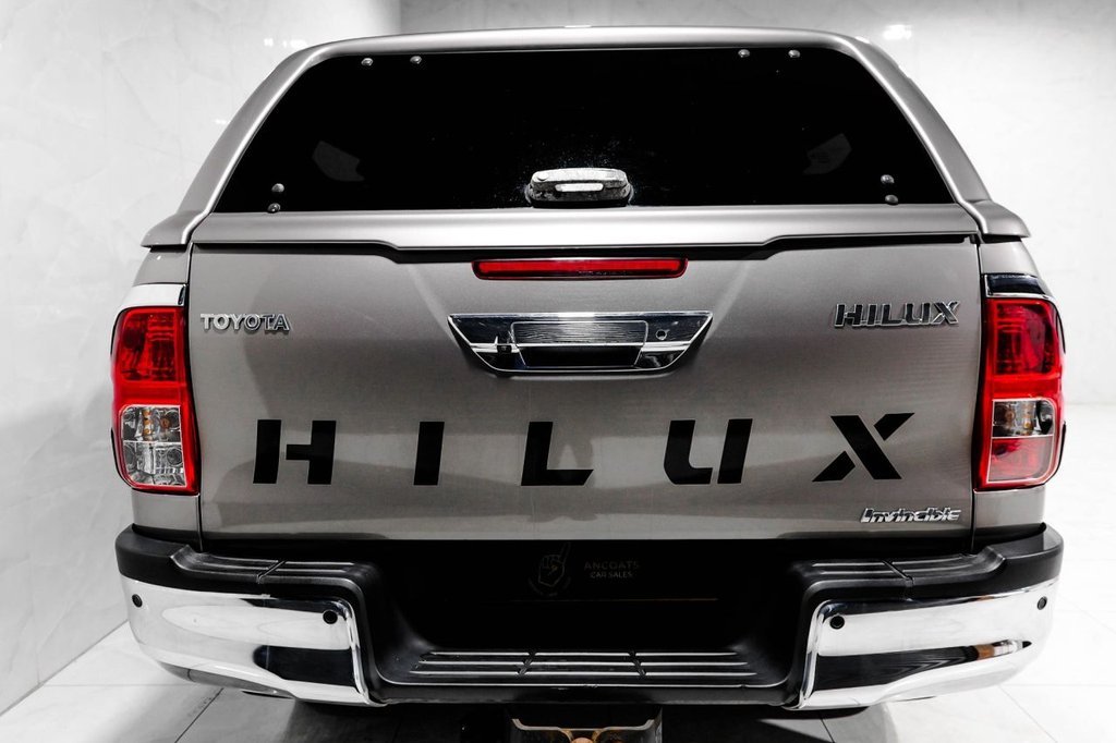 Used Toyota Hilux 2017 for sale - 76417091: Photo 20