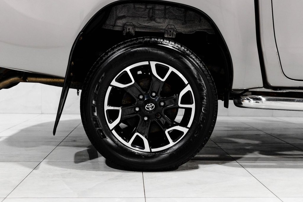 Used Toyota Hilux 2017 for sale - 76417091: Photo 29