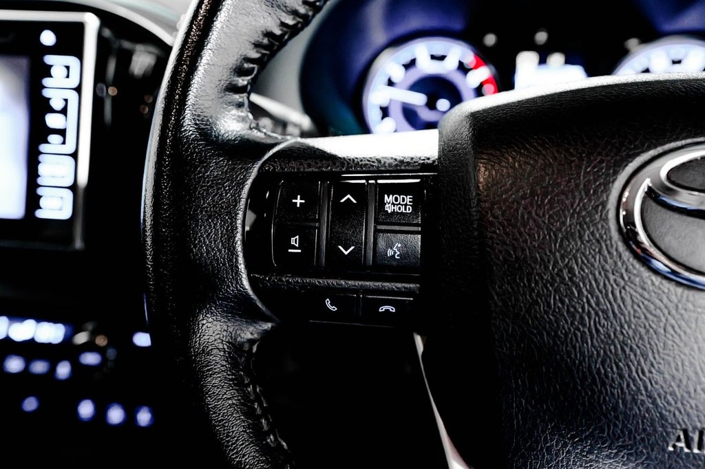 Used Toyota Hilux 2017 for sale - 76417091: Photo 41