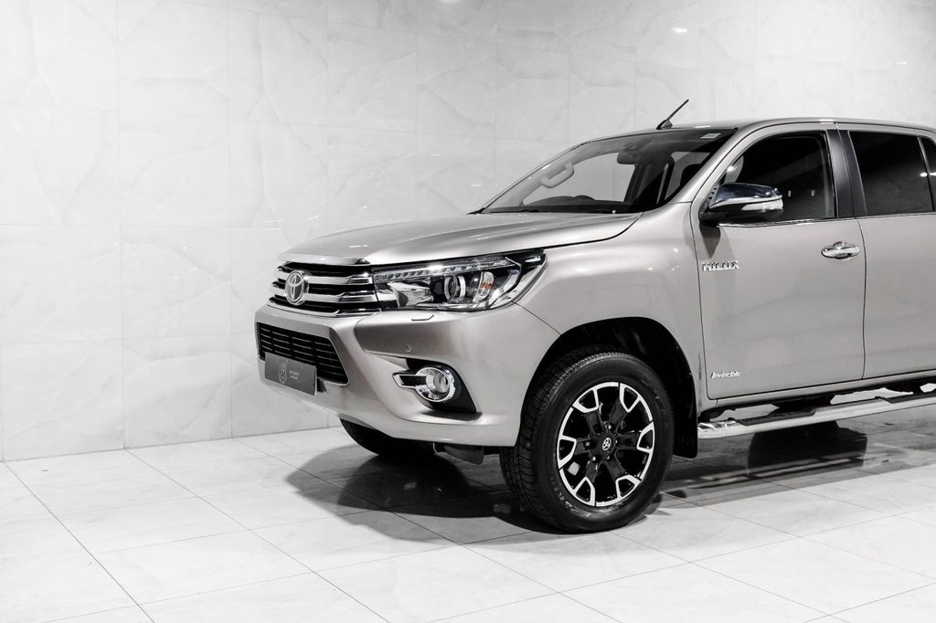 Used Toyota Hilux 2017 for sale - 76417091: Photo 5