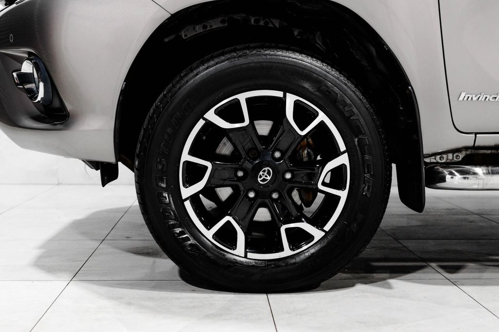 Used Toyota Hilux 2017 for sale - 76417091: Photo 9