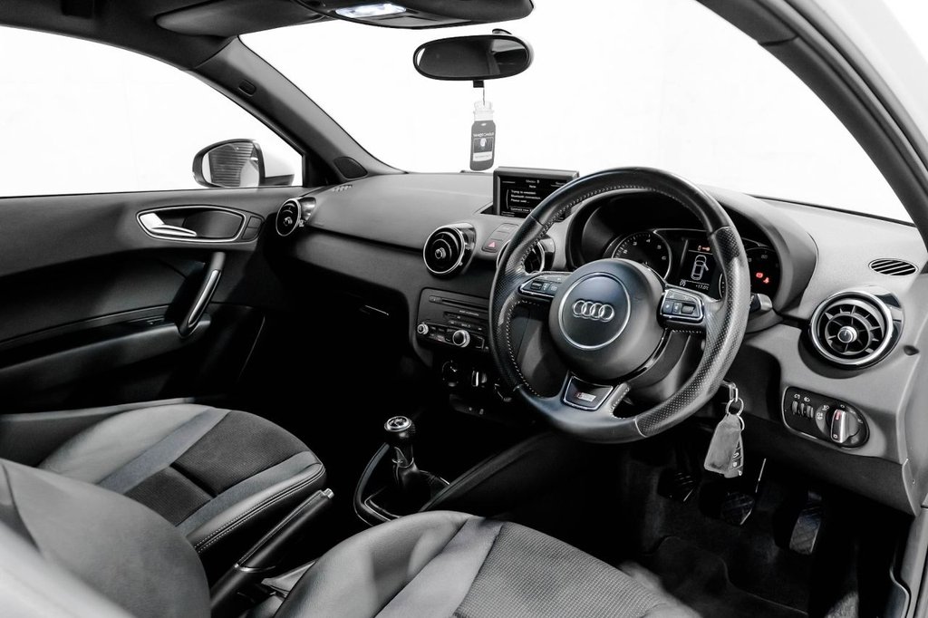 Used Audi A1 2013 for sale - 77053657: Photo 15