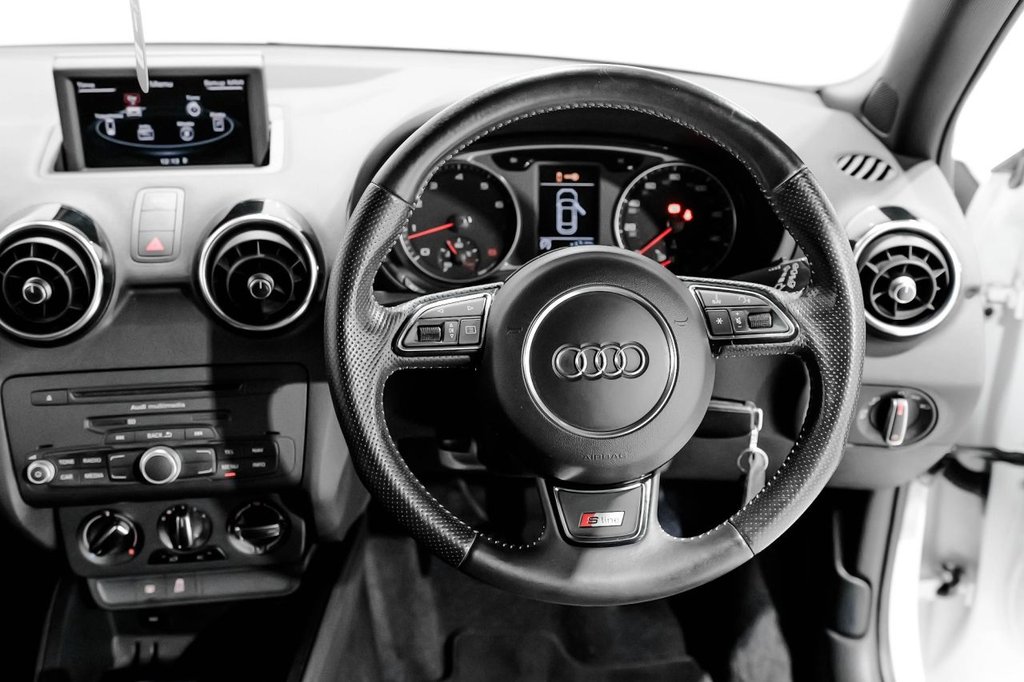 Used Audi A1 2013 for sale - 77053657: Photo 32