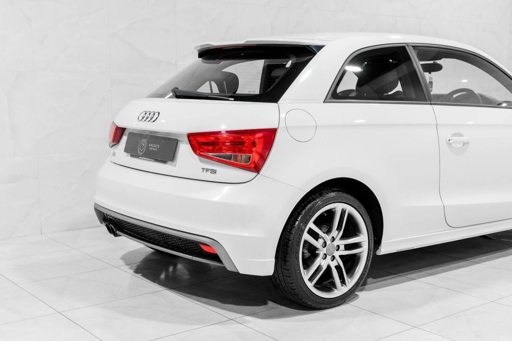 Used Audi A1 2013 for sale - 77053657: Photo 4