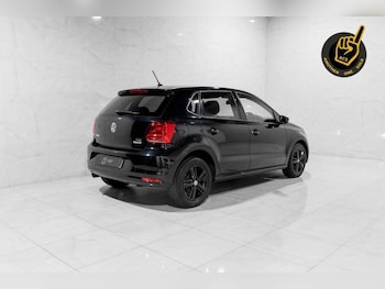 Used Volkswagen Polo 2016 for sale - 78449900: Photo