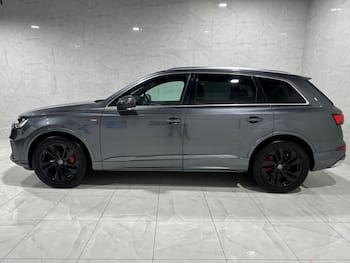 Used Audi Q7 2020 for sale - 79842976: Photo