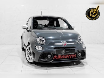 Used Abarth 595 2018 for sale - 76417051: Photo