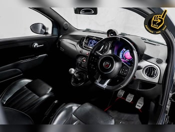 Used Abarth 595 2018 for sale - 76417051: Photo