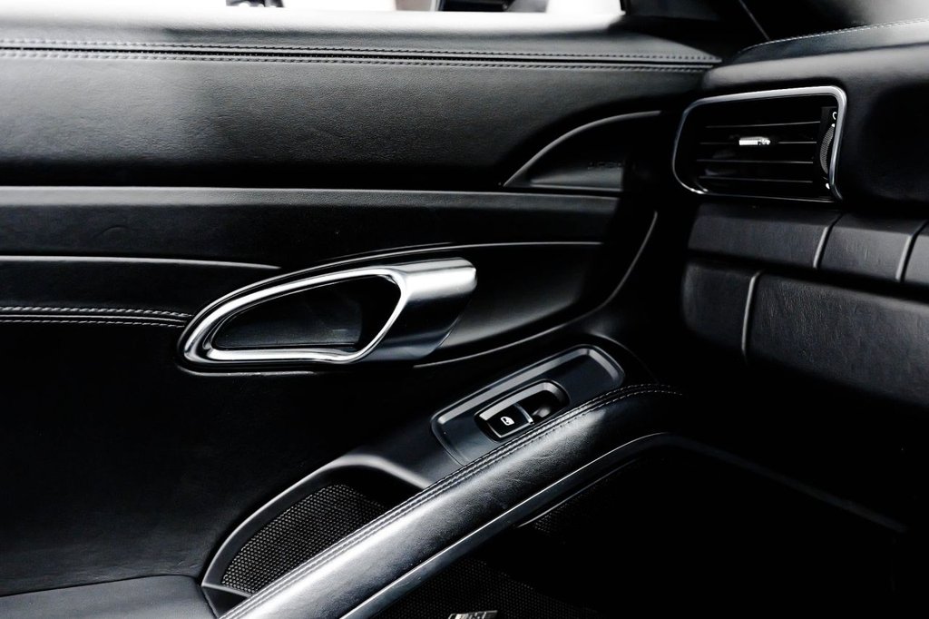 Used Porsche 911 2016 for sale - 78140776: Photo 32