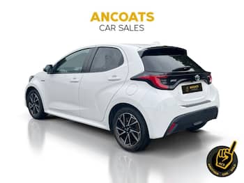 Used Toyota Yaris 2021 for sale - 79573897: Photo