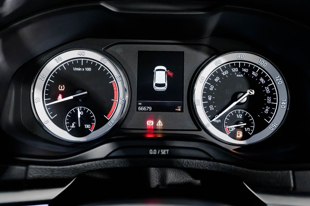 Used Skoda Karoq 2020 for sale - 76950516: Photo 32