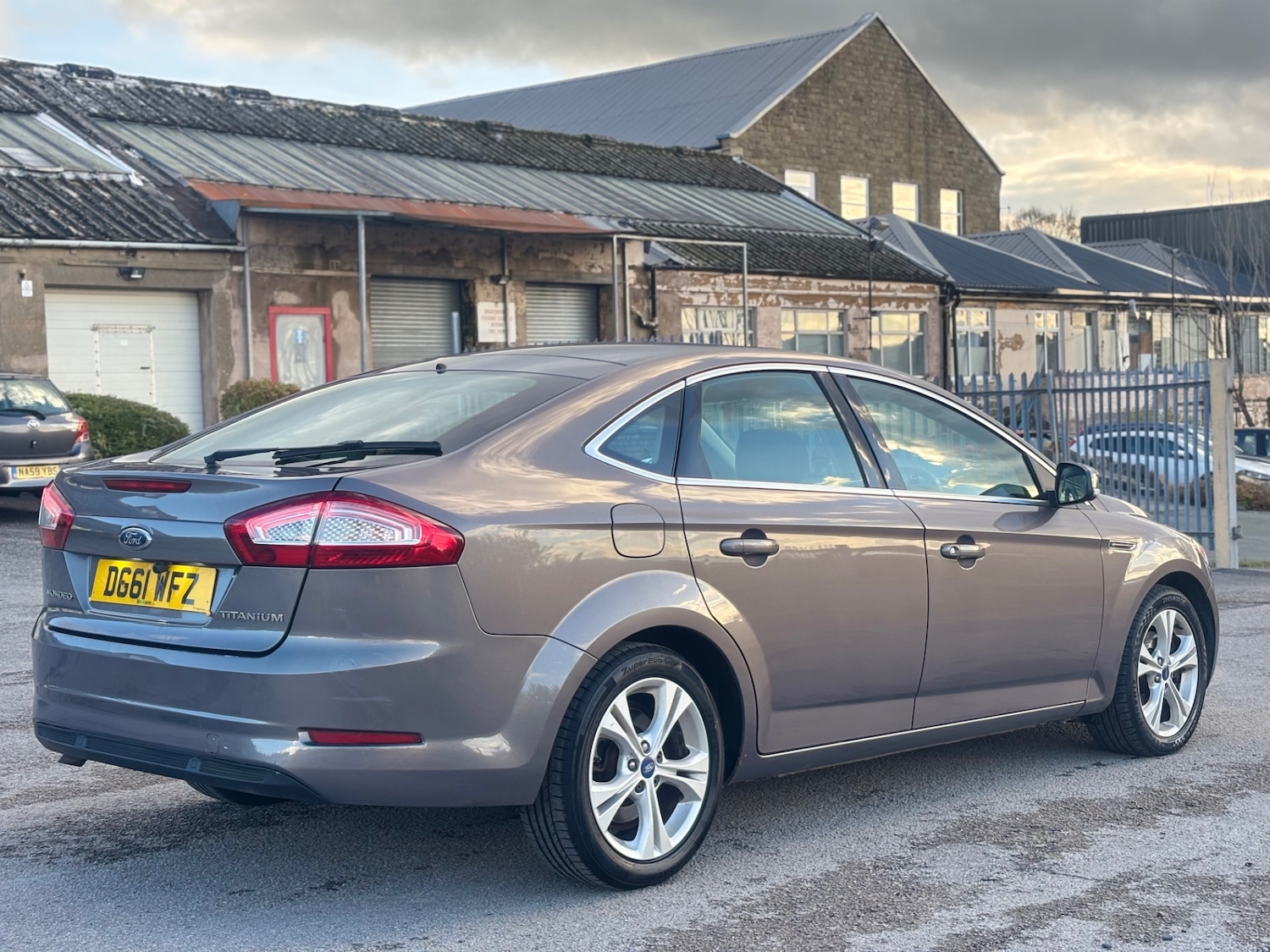 Used Ford Mondeo 2012 for sale - 76346187: Photo 5