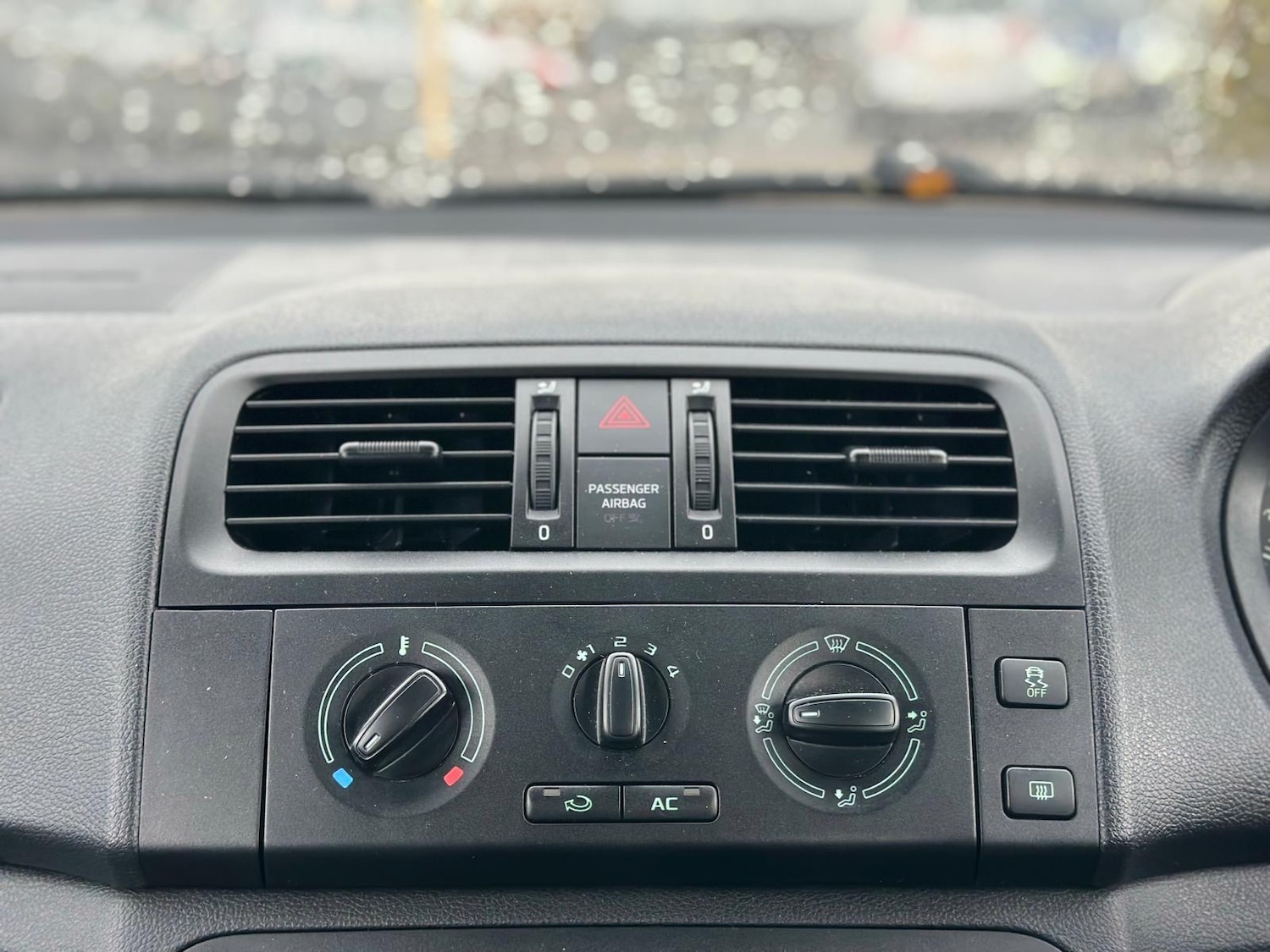 Used Skoda Fabia 2014 for sale - 76547953: Photo 11