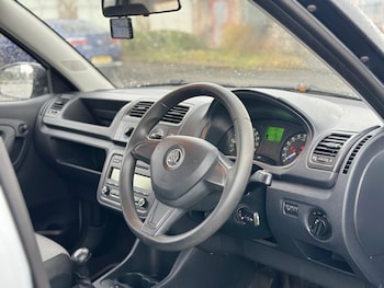 Used Skoda Fabia 2014 for sale - 76547953: Photo