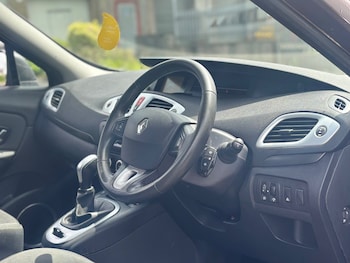 Used Renault Grand Scenic 2011 for sale - 78808047: Photo