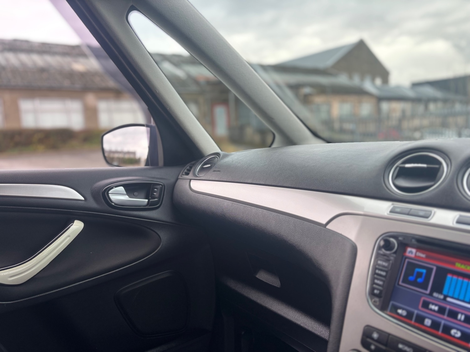 Used Ford Galaxy 2011 for sale - 77592009: Photo 16