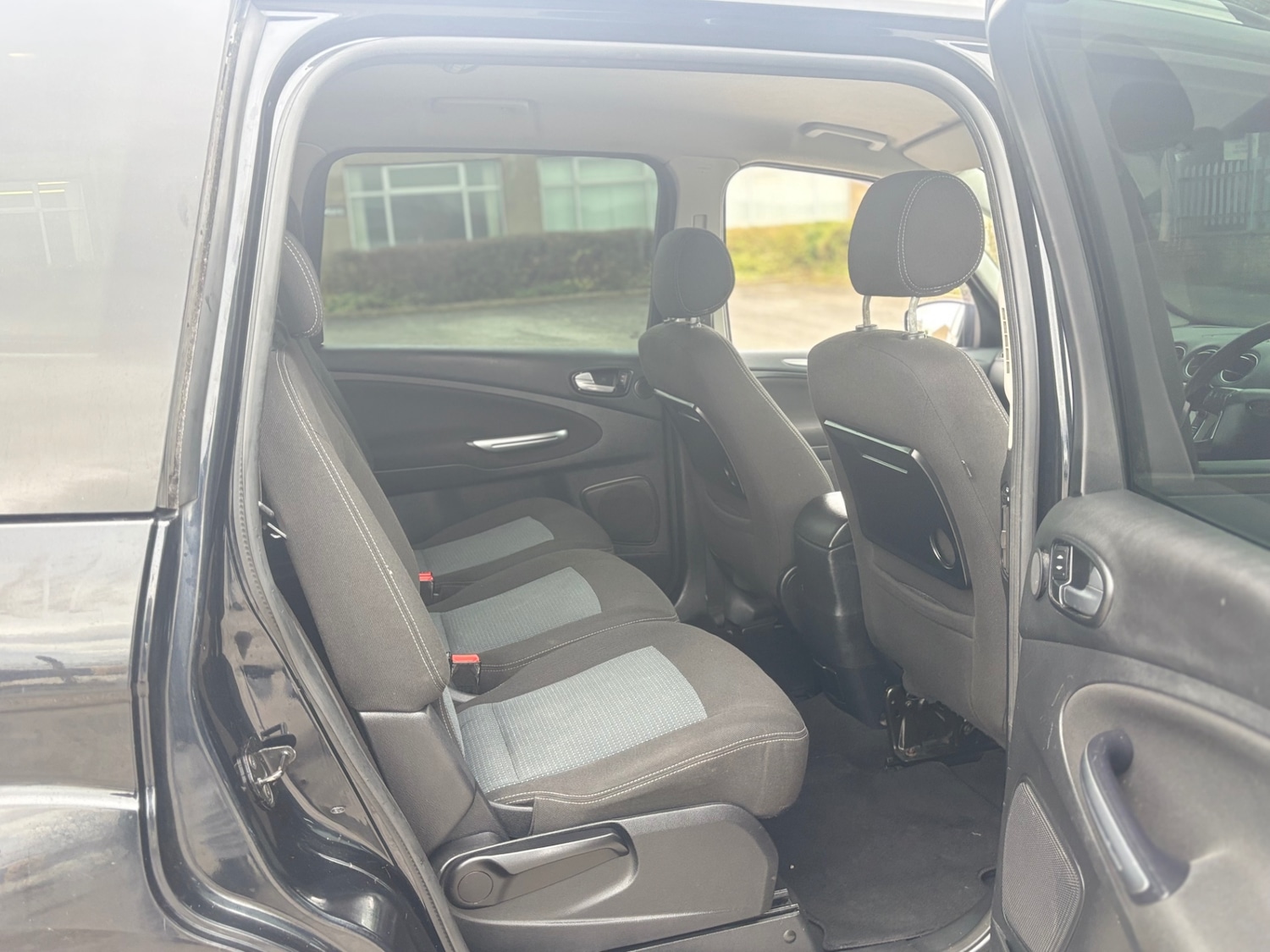 Used Ford Galaxy 2011 for sale - 77592009: Photo 19