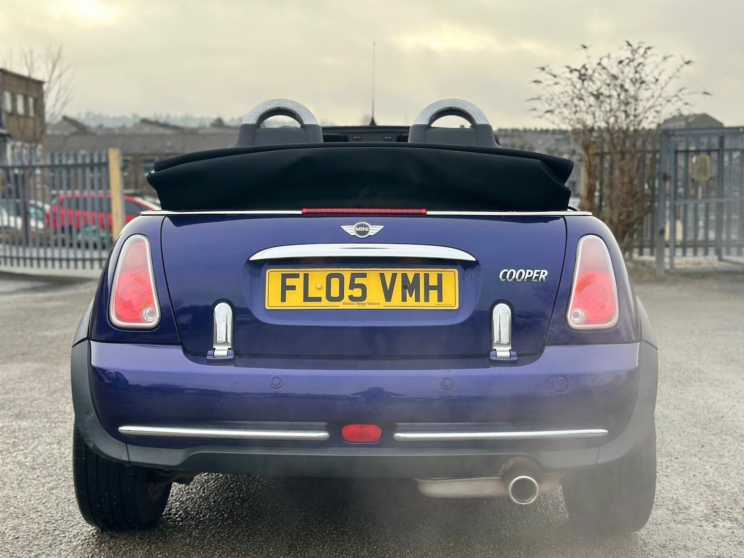 Used MINI Convertible 2005 for sale - 77204082: Photo 6