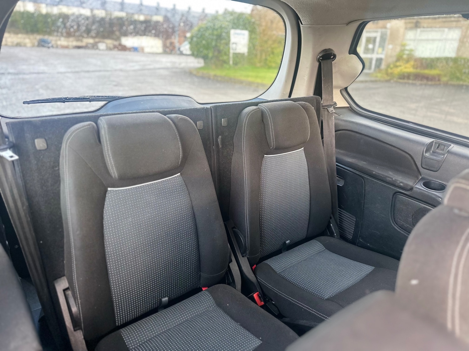 Used Ford Galaxy 2011 for sale - 76498416: Photo 16