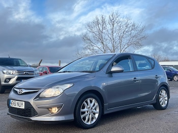 Used Hyundai i30 2011 for sale - 77015183: Photo