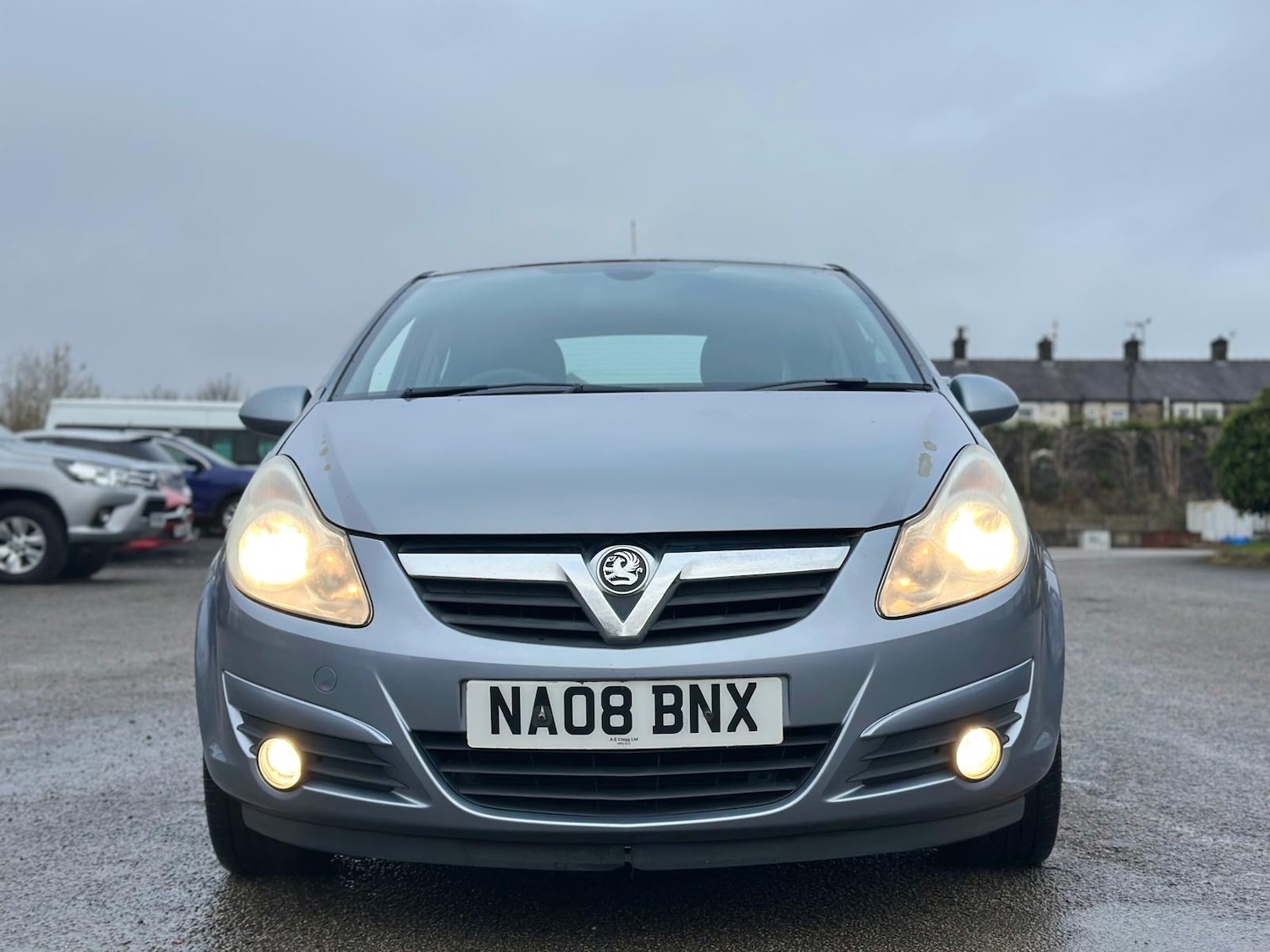 Used Vauxhall Corsa 2008 for sale - 77015204: Photo 2