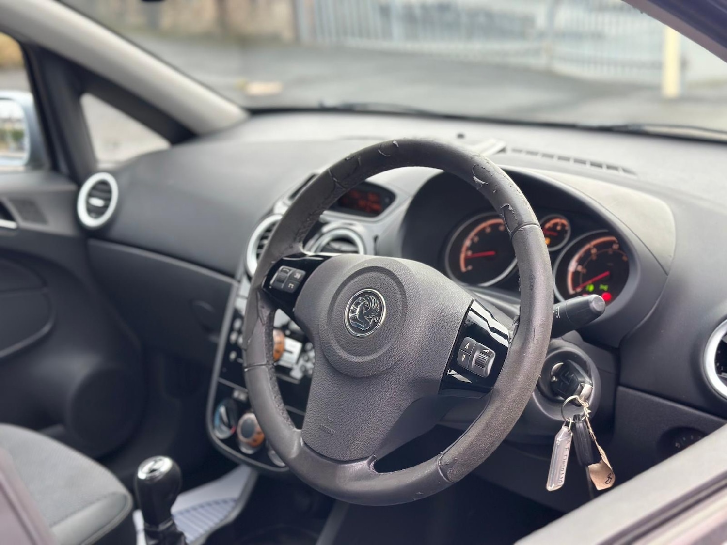 Used Vauxhall Corsa 2008 for sale - 77015204: Photo 4