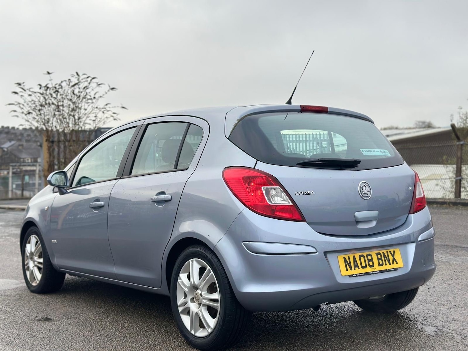 Used Vauxhall Corsa 2008 for sale - 77015204: Photo 5