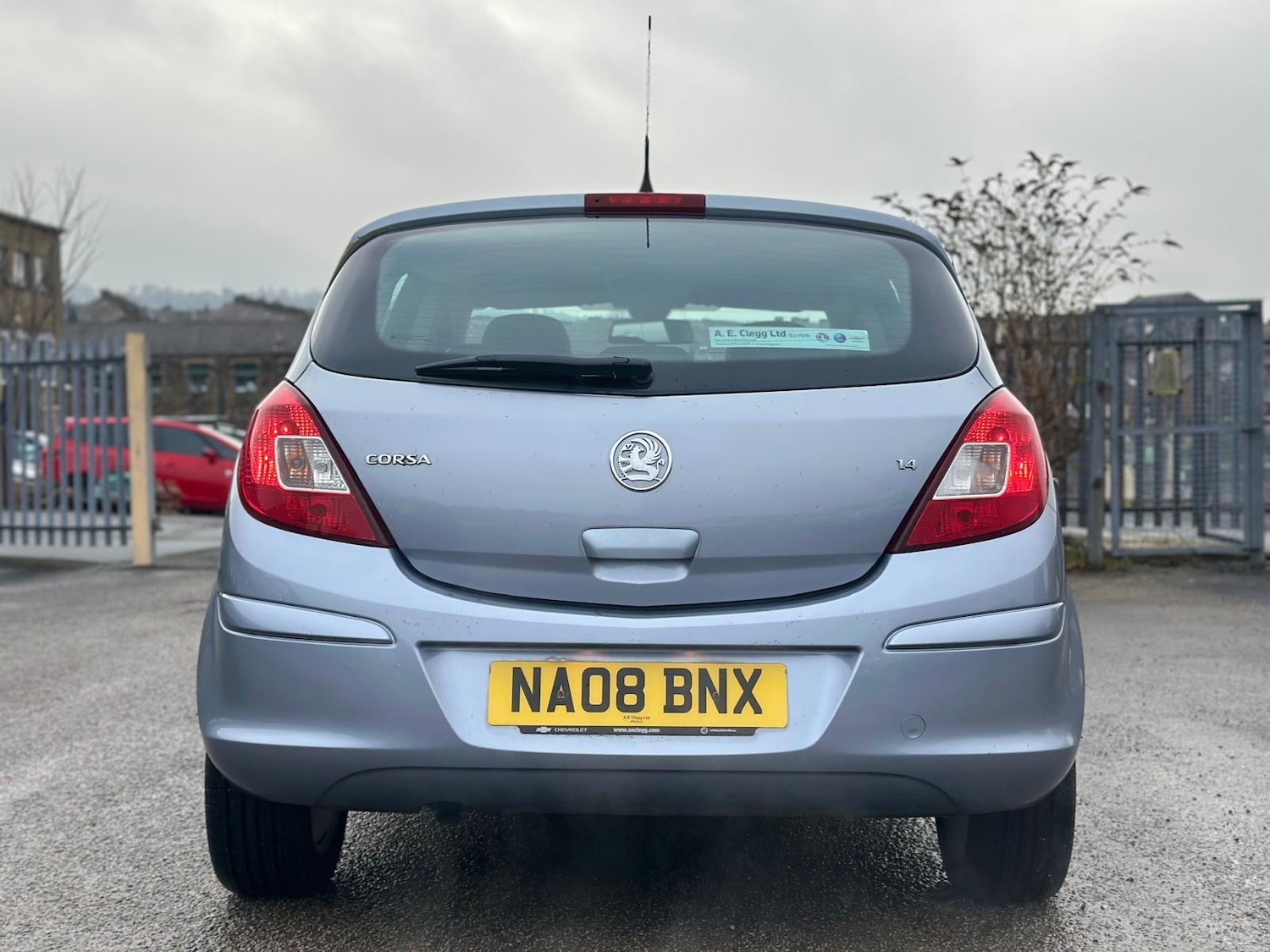 Used Vauxhall Corsa 2008 for sale - 77015204: Photo 6