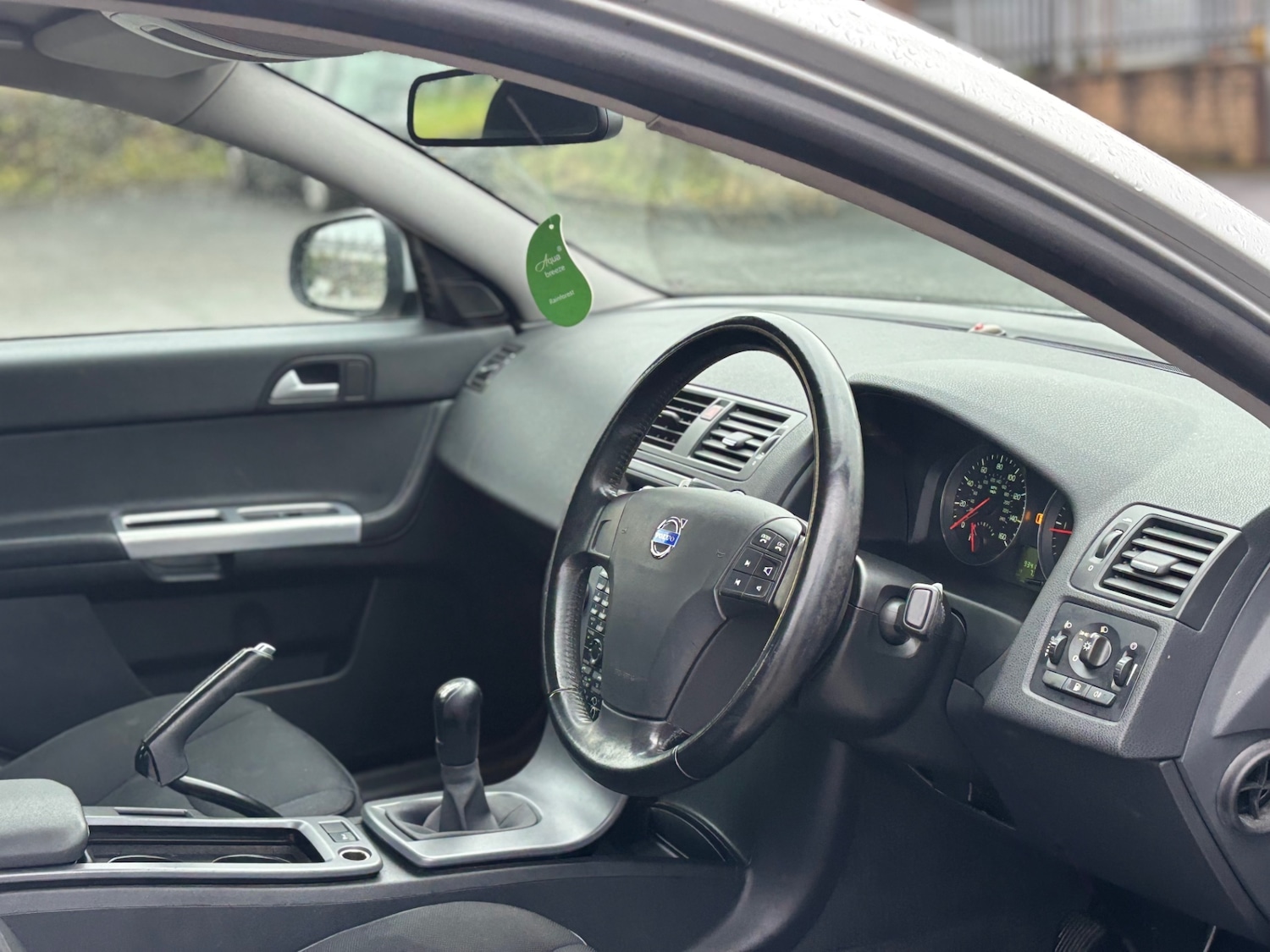 Used Volvo S40 2009 for sale - 77303444: Photo 4