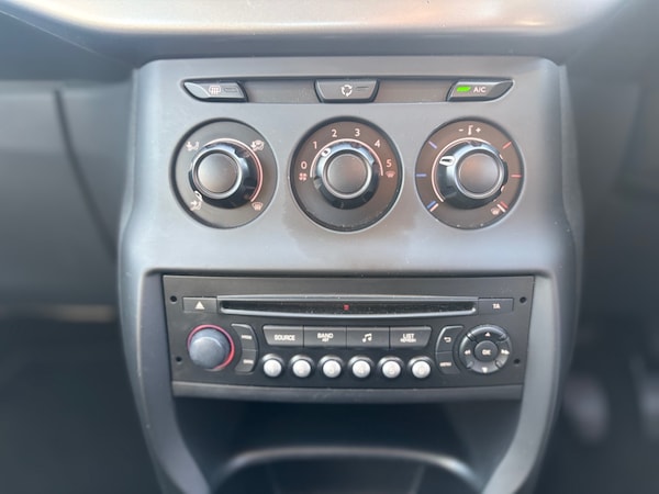 Used Citroen C3 2013 for sale - 76267589: Photo 11