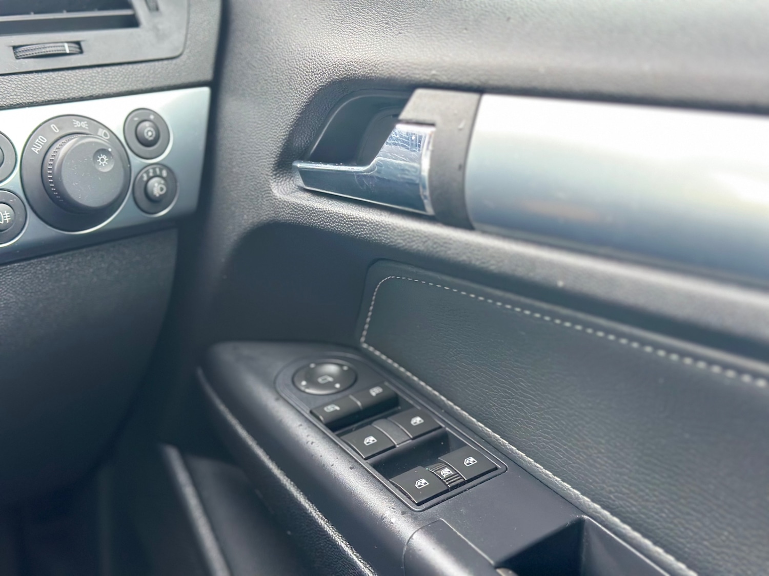 Used Vauxhall Astra 2009 for sale - 76864079: Photo 14