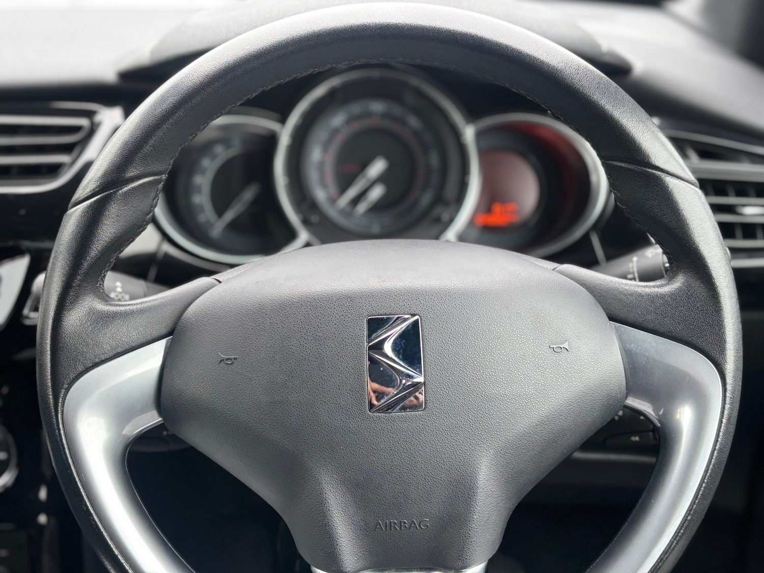 Used Citroen DS3 2012 for sale - 77745917: Photo 8