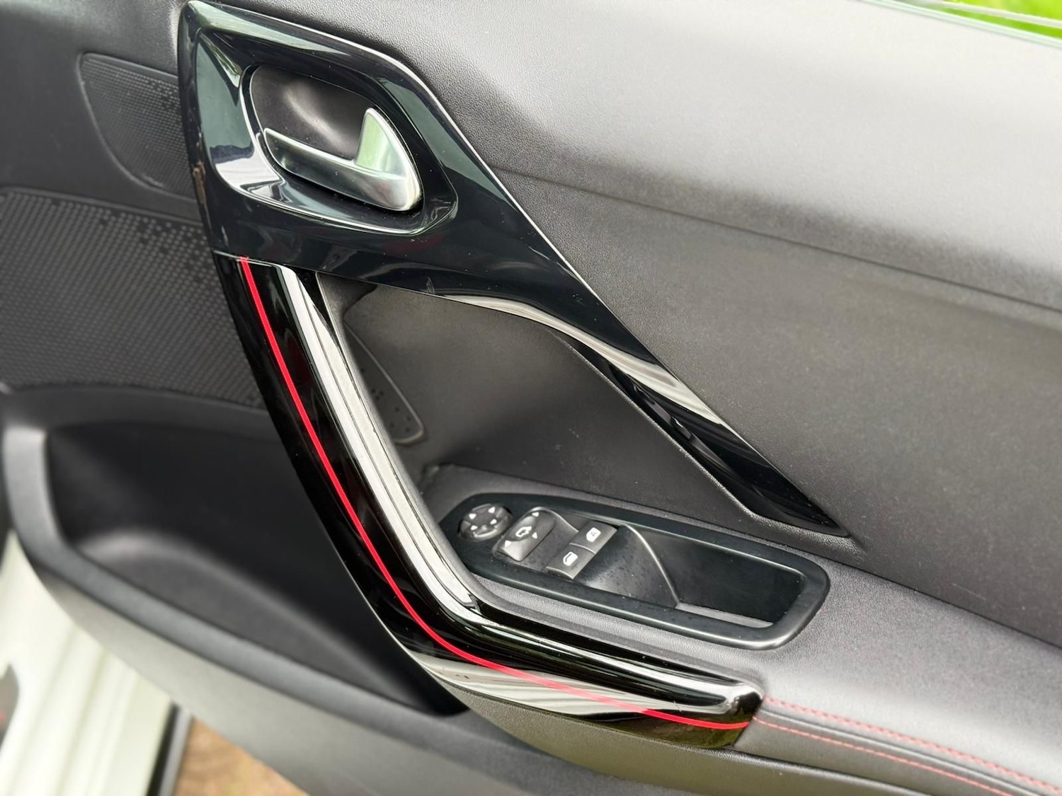 Used Peugeot 208 2016 for sale - 77237200: Photo 27