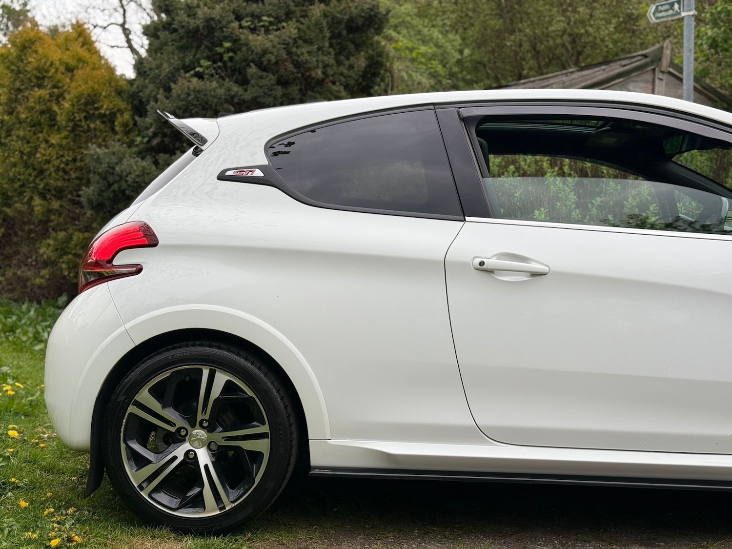 Used Peugeot 208 2016 for sale - 77237200: Photo 9