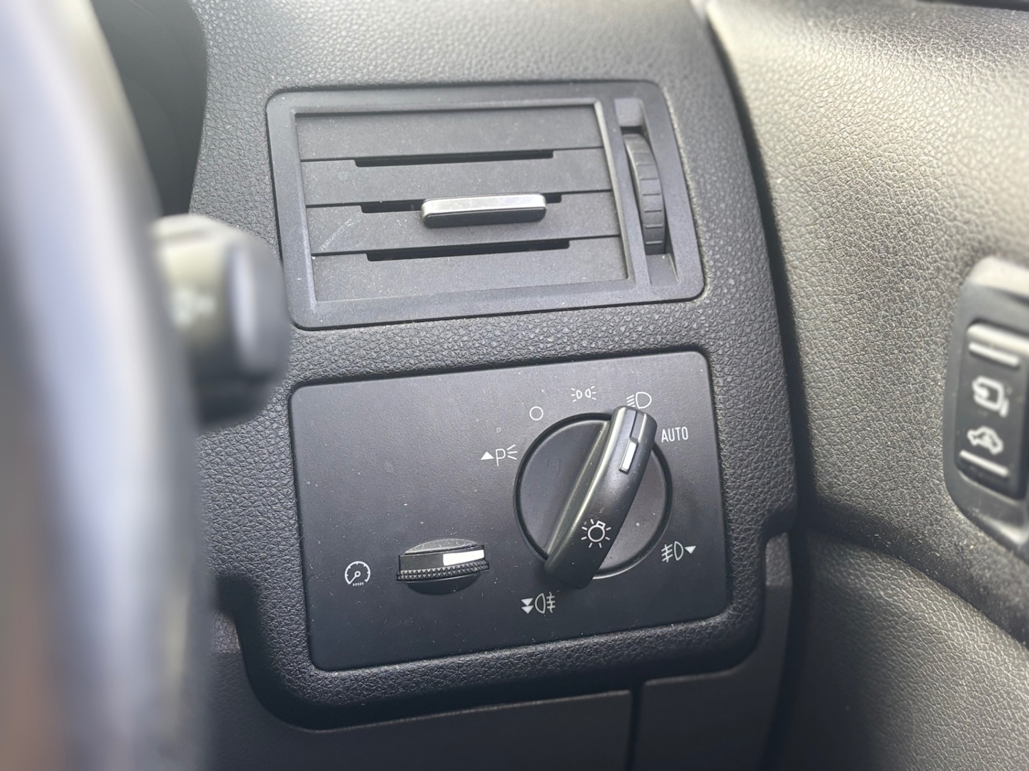 Used Ford Kuga 2009 for sale - 77789629: Photo 11