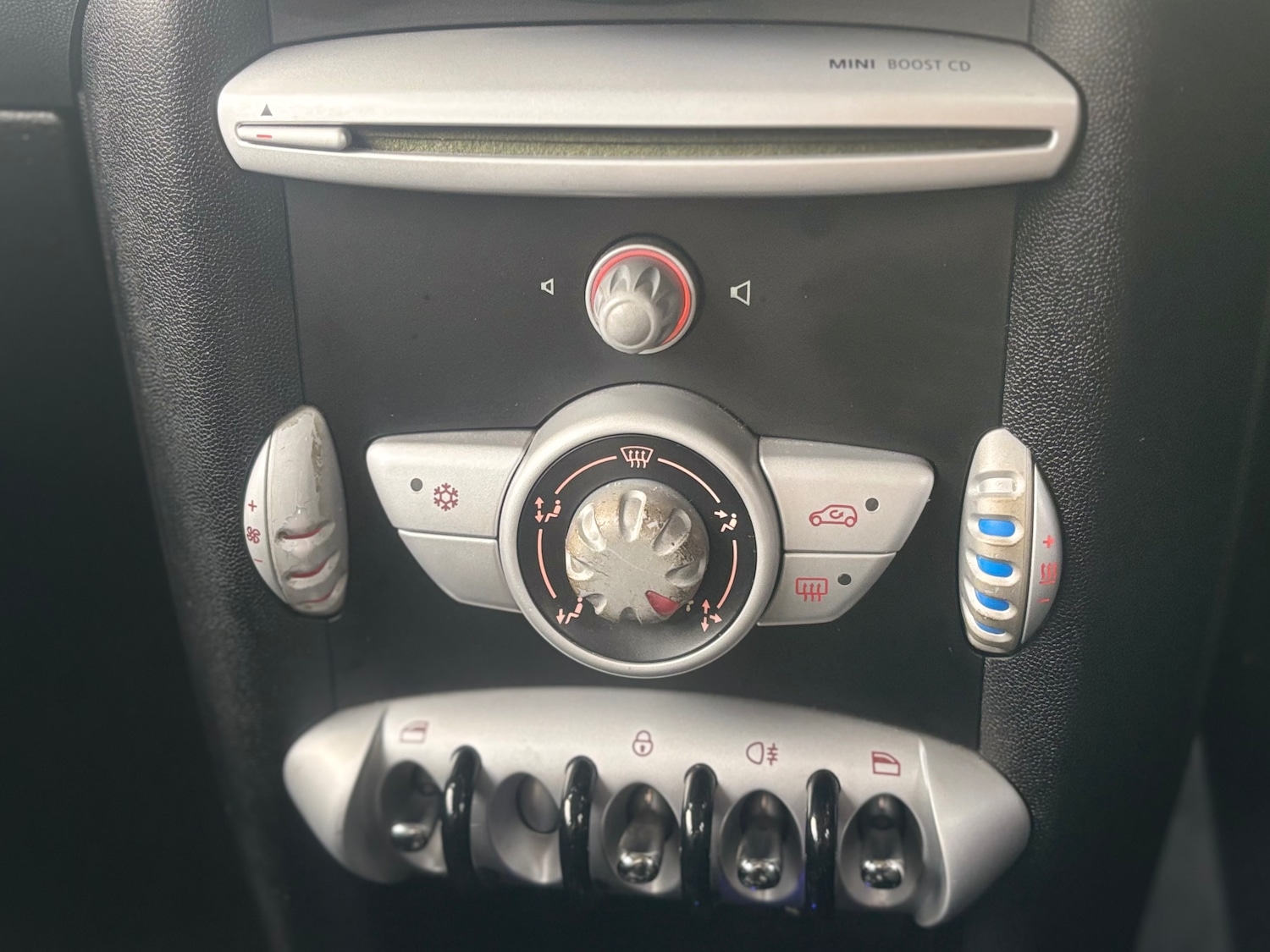 Used MINI Hatch 2009 for sale - 76605393: Photo 11