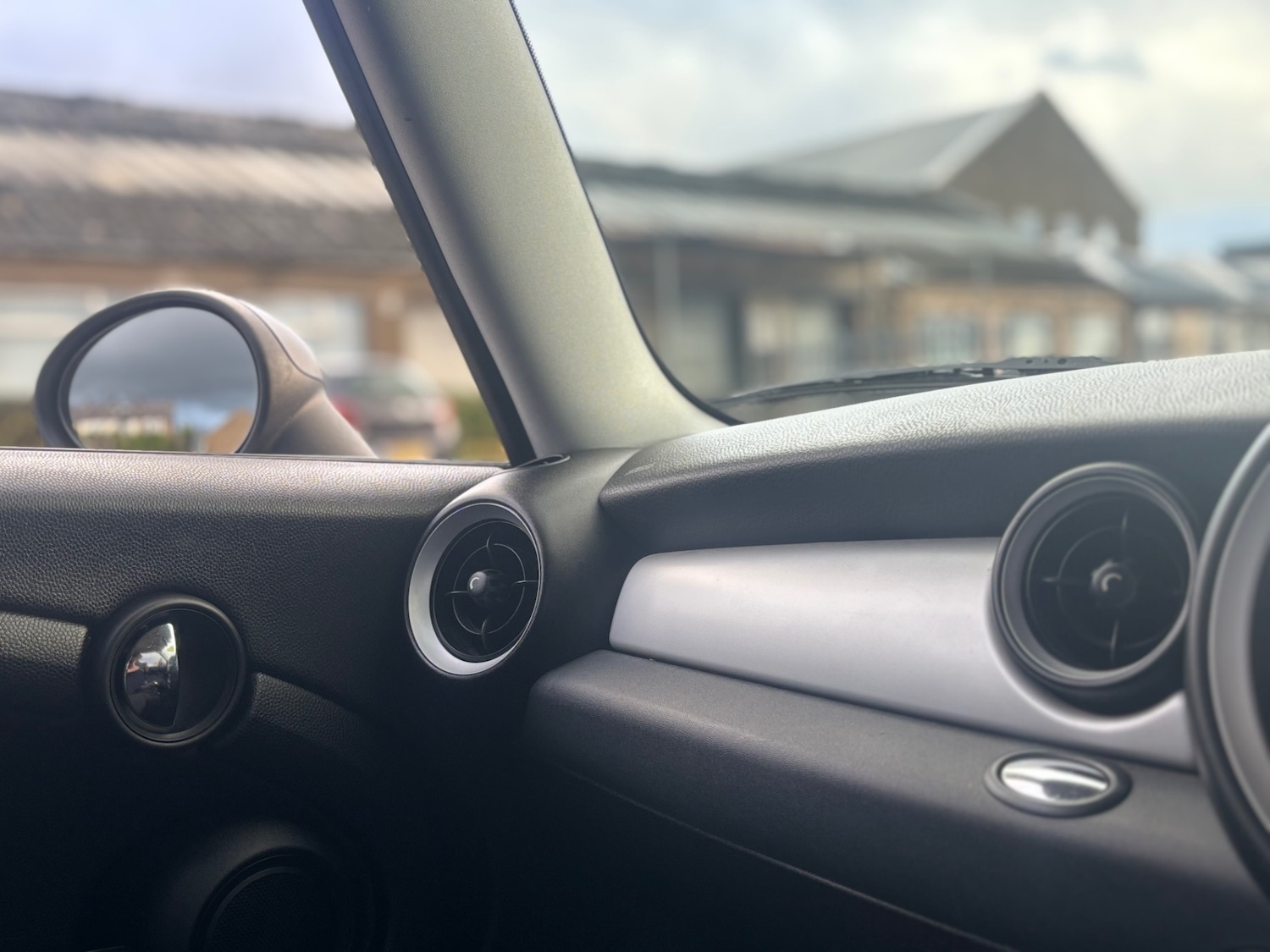 Used MINI Hatch 2009 for sale - 76605393: Photo 13