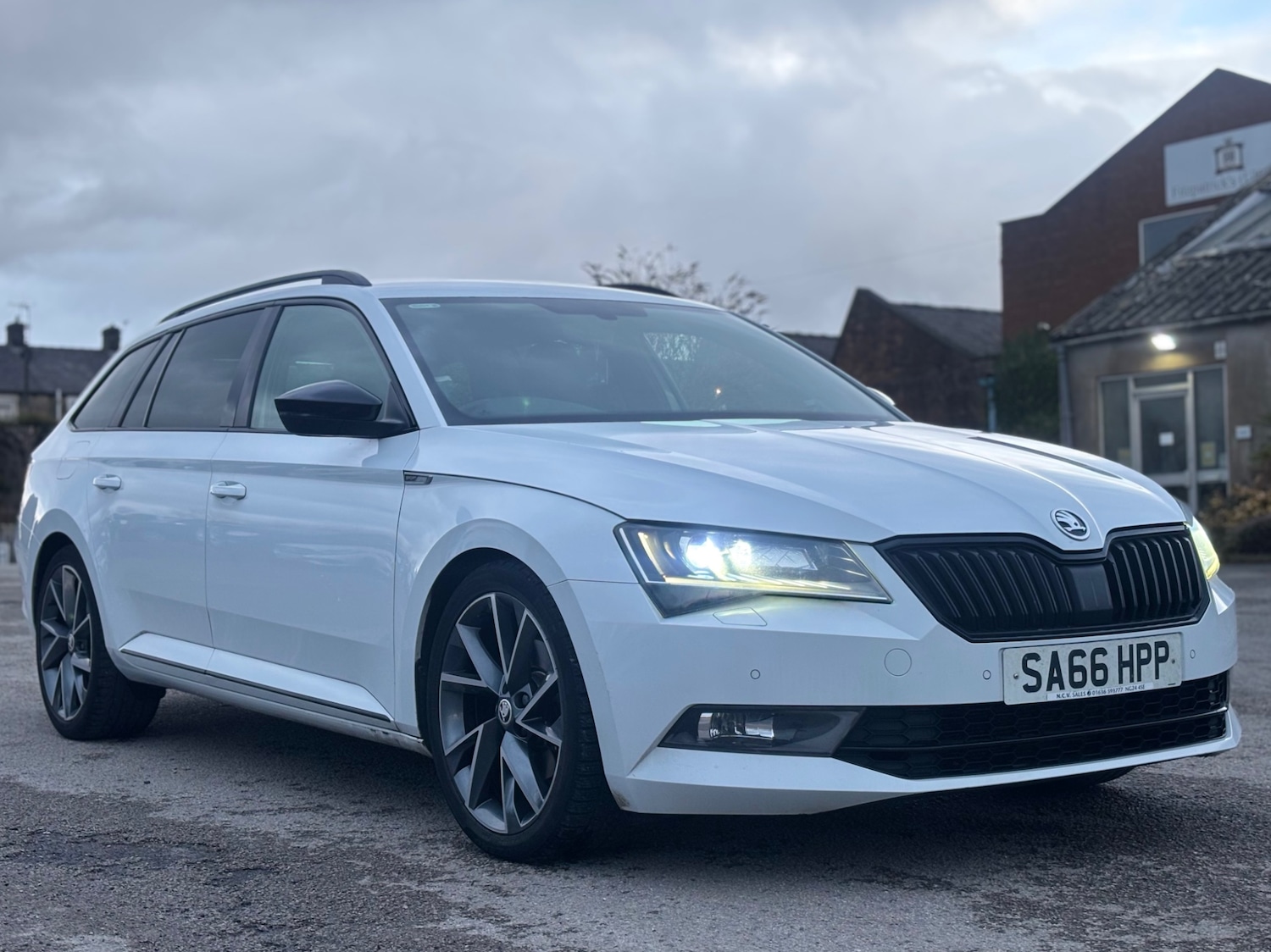 Used Skoda Superb 2016 for sale - 77394985: Photo 5