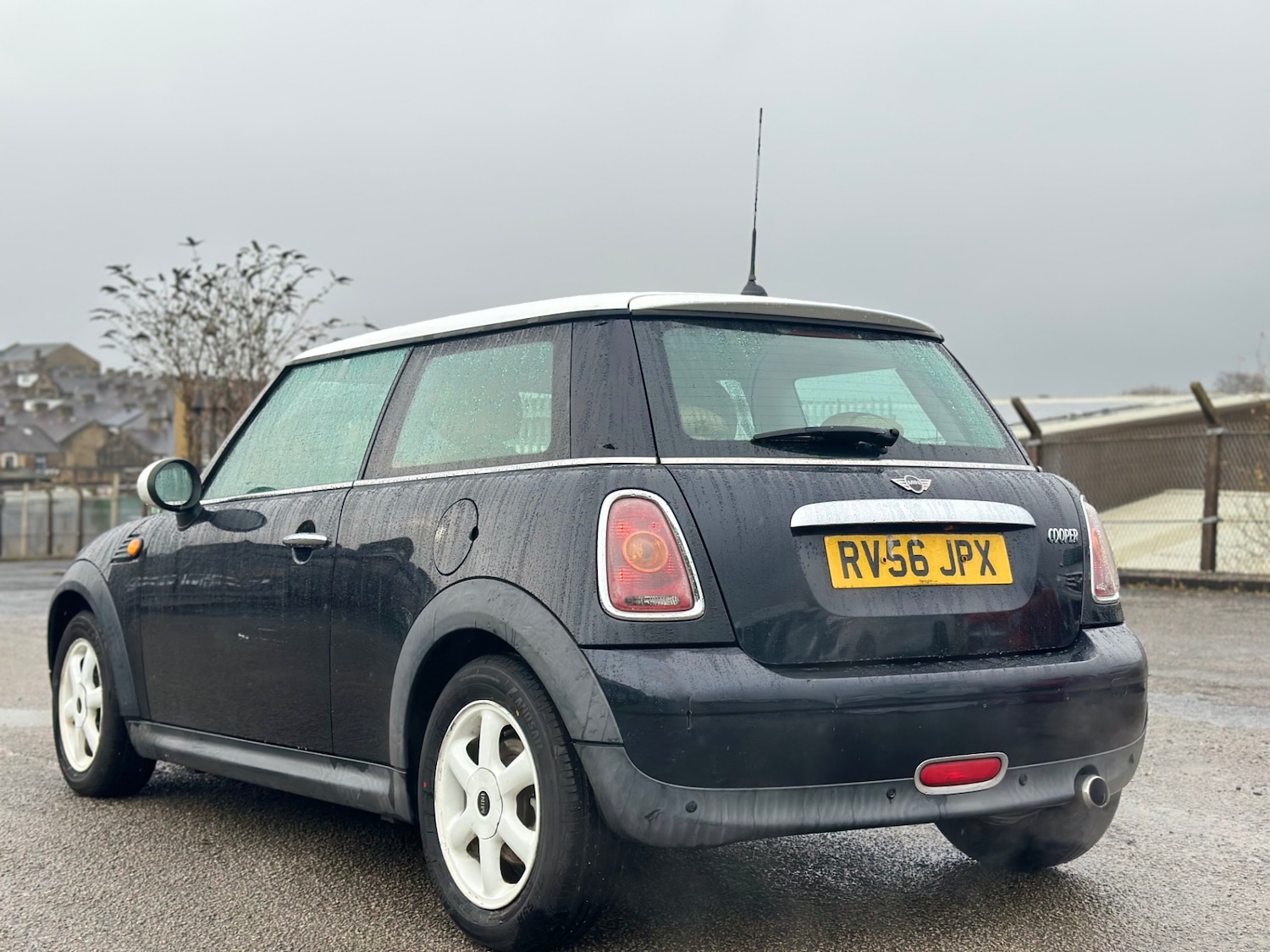 Used MINI Hatch 2006 for sale - 76863698: Photo 3