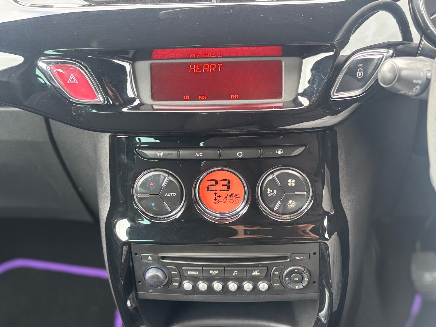 Used Citroen DS3 2013 for sale - 77665598: Photo 11