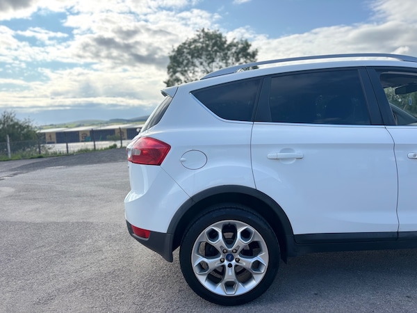 Used Ford Kuga 2011 for sale - 75294339: Photo 11