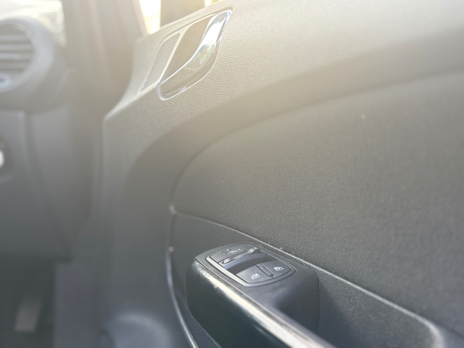 Used Vauxhall Corsa 2013 for sale - 77015208: Photo 10