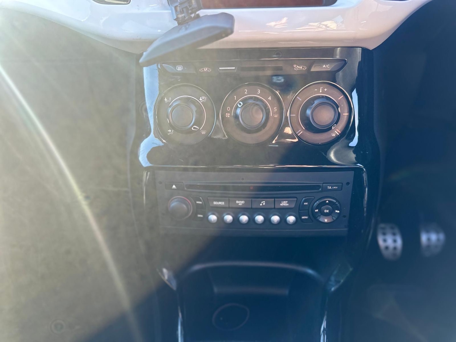 Used Citroen DS3 2010 for sale - 77555654: Photo 11