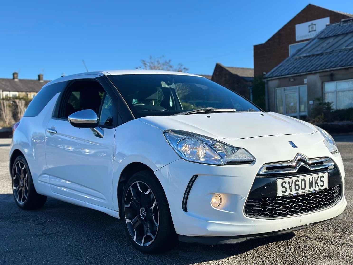 Used Citroen DS3 2010 for sale - 77555654: Photo 3